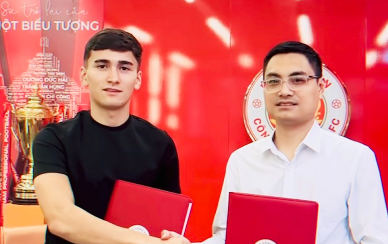 sao-viet-kieu-nuoi-khat-vong-khoac-ao-dt-viet-nam